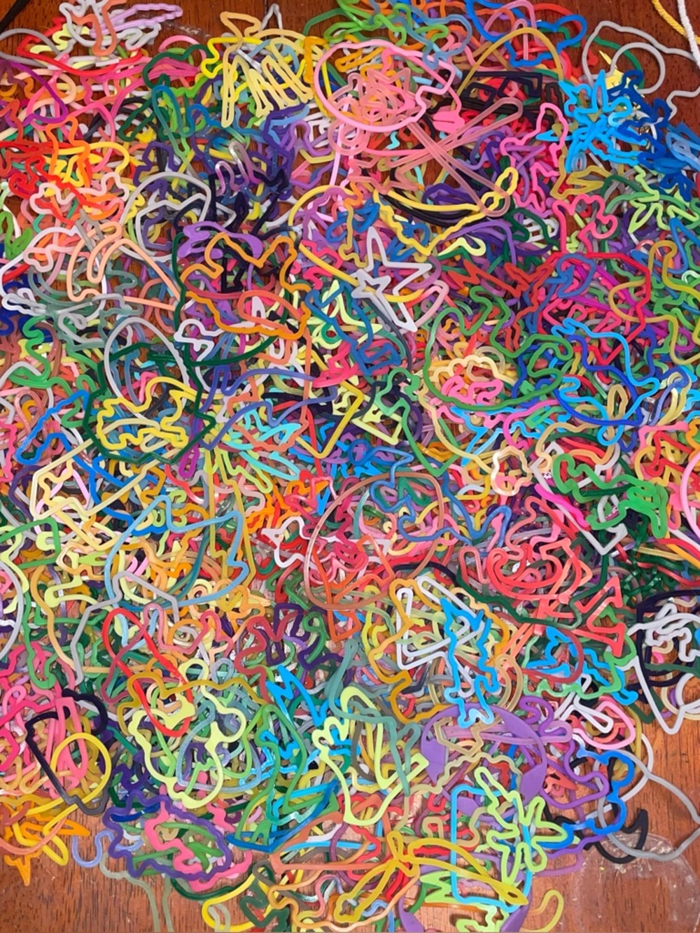 100+ Silly Bandz Random Assortment - Picture 2 of 2
